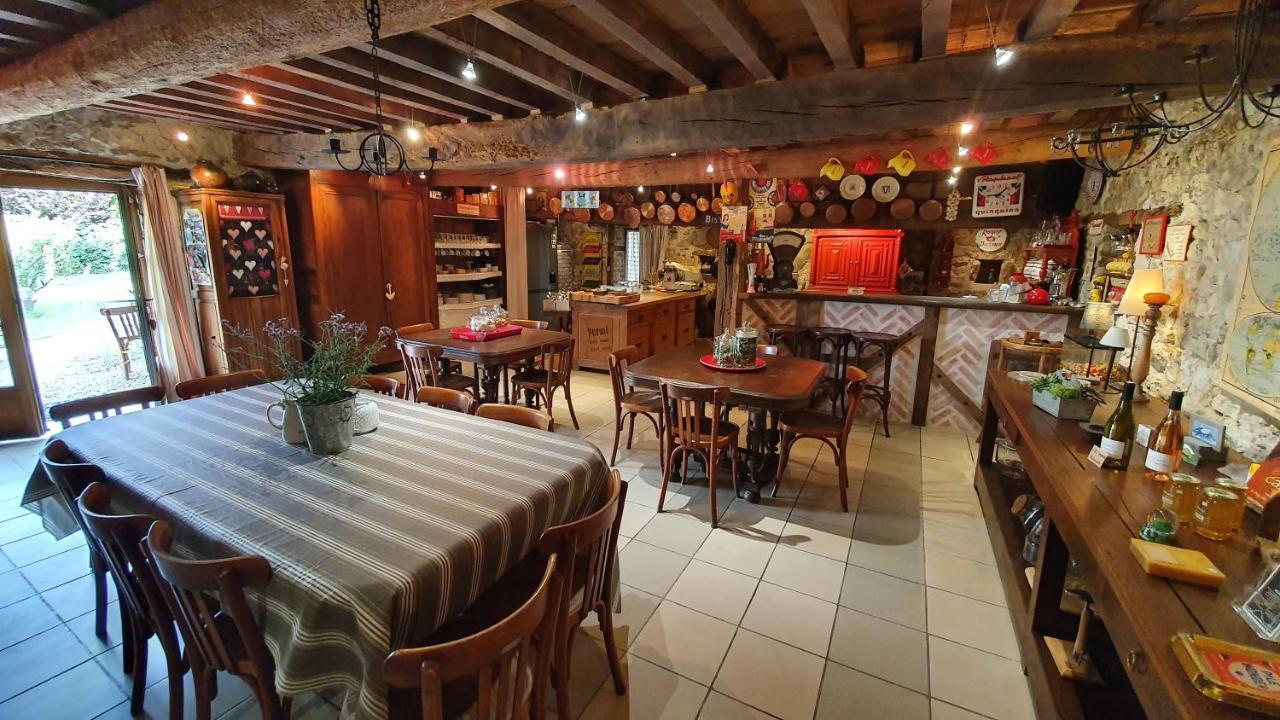 Le Clos Goelle Moissat エクステリア 写真